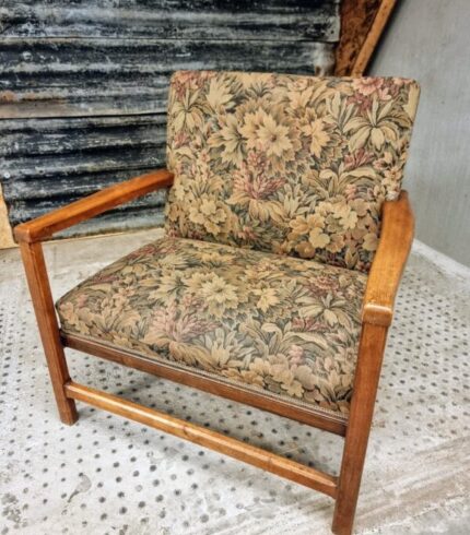 french-armchair-with-floral-pattern-1930s-2.jpg