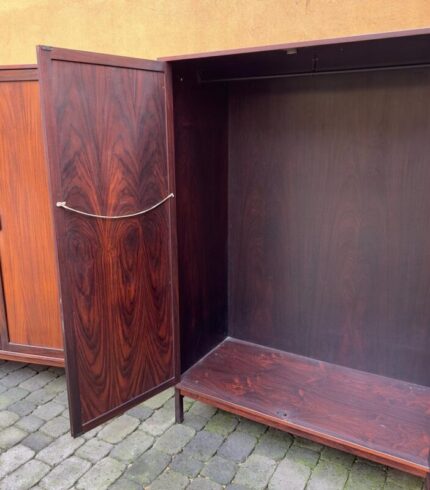 stildomus-wardrobes-from-stildomus-1960s-set-of-2-2.jpg